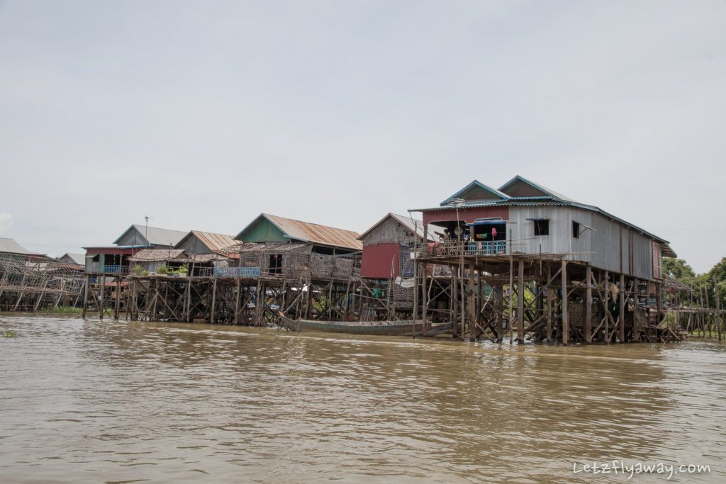 floating village kampong phluk