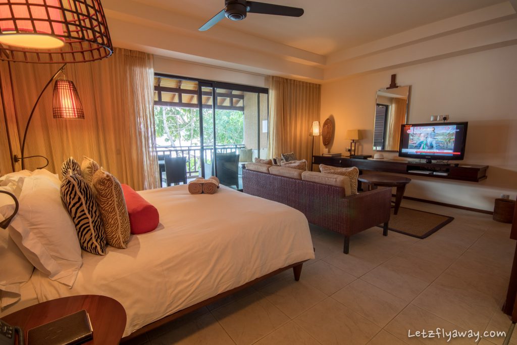Constance Ephelia Resort room
